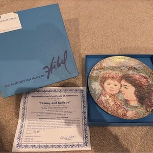 NEW Hibel Mother's Day Plate - Tammy and Kaile Jo